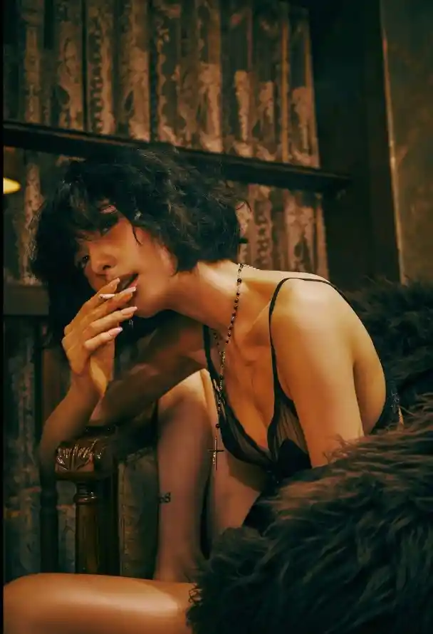香港三日本三级少妇三级66_成年奭片免费观看自慰_正能量不良免费网站入口照片